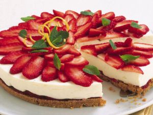 Cheesecake-di-fragole_o_su_horizontal_fixed